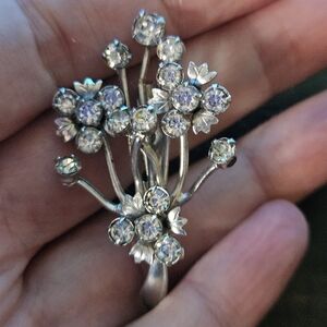 Vintage Depression 40s Rhinestone Flower Brooch